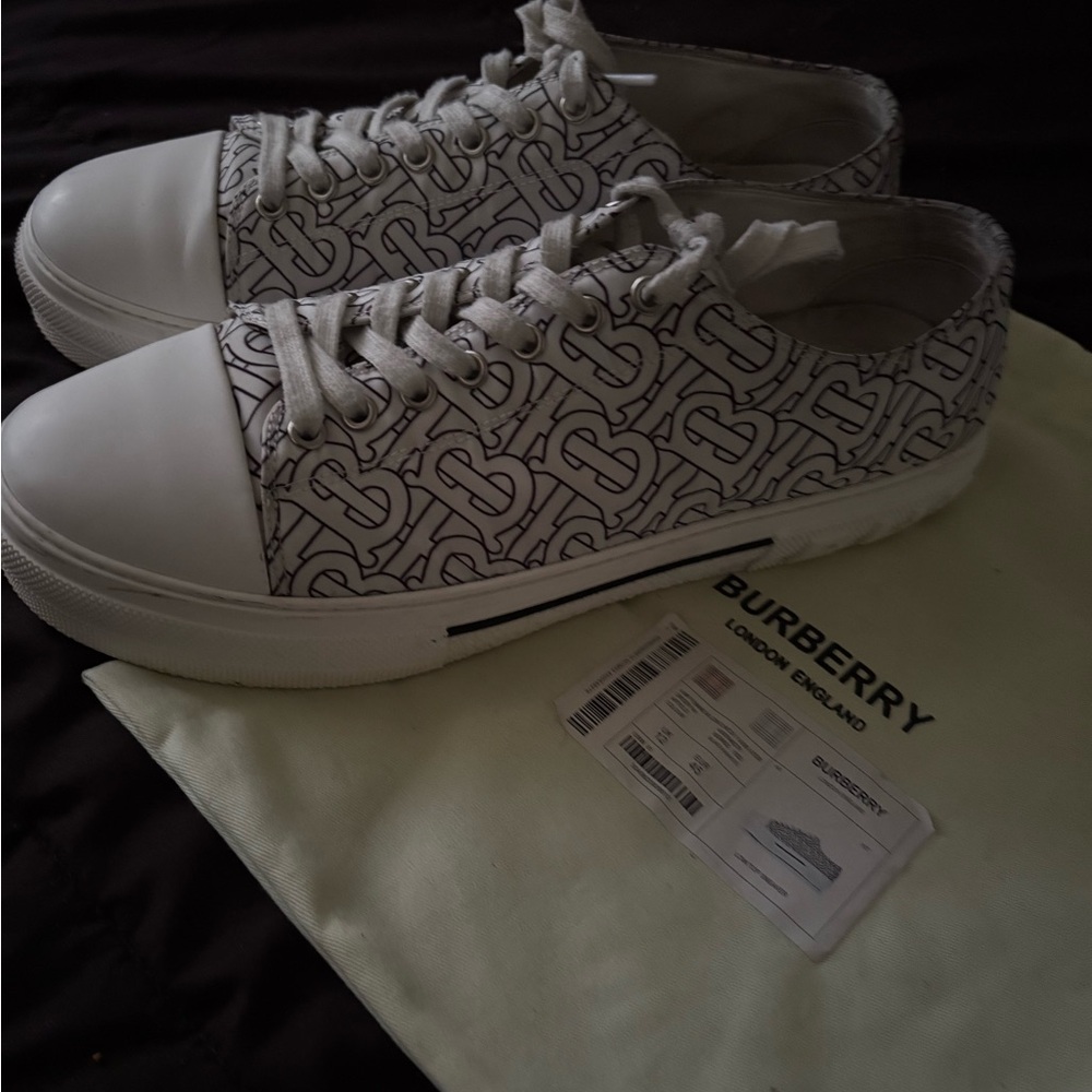 Burberry Logo Sneakers in White and Gray